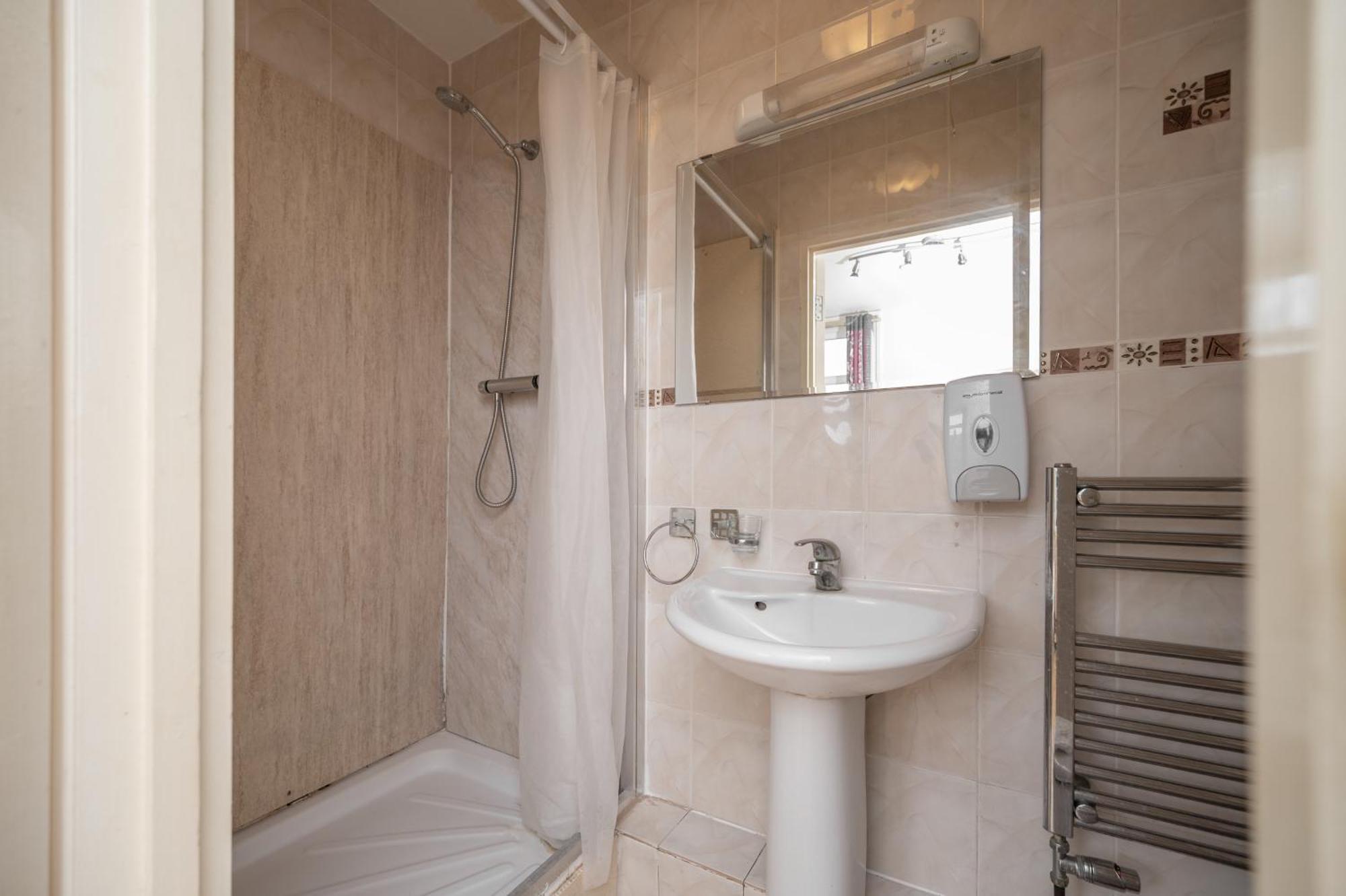 Flexistay Aparthotel Tooting London Eksteriør bilde